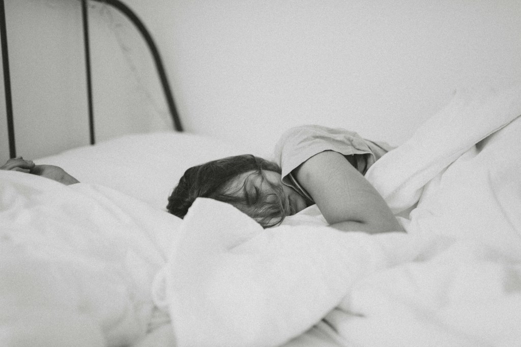 Treating Insomnia Naturally Using Science-Based Strategies (Without&nbsp;Drugs)